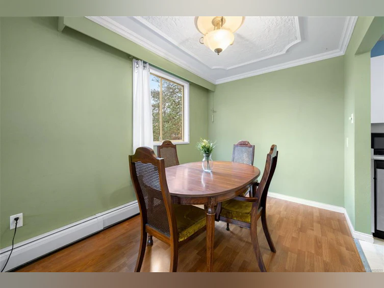 227-1025 Inverness Road, Saanich, BC, V8X 2S2 - 5