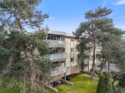 227-1025 Inverness Road - 2