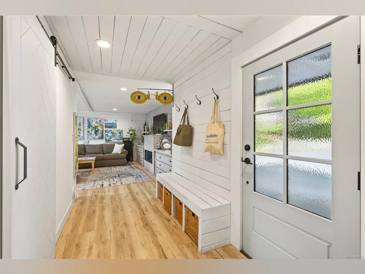 7703 Tozer Road, Fanny Bay, BC, V0R 1W0 - 4