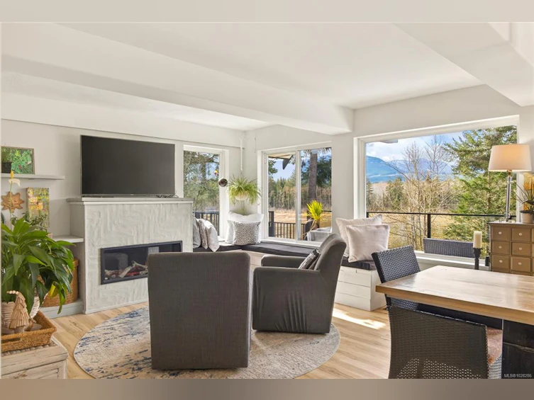 7703 Tozer Road, Fanny Bay, BC, V0R 1W0 - 21