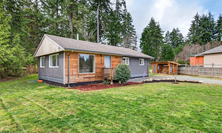 6565 Mystery Beach Road