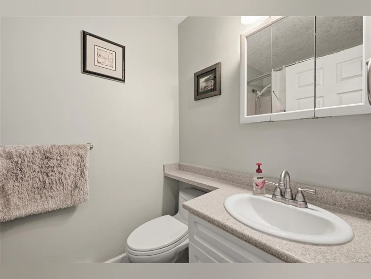 5524 Avro Way, Nanaimo, BC, V9T 4Z3 - 32
