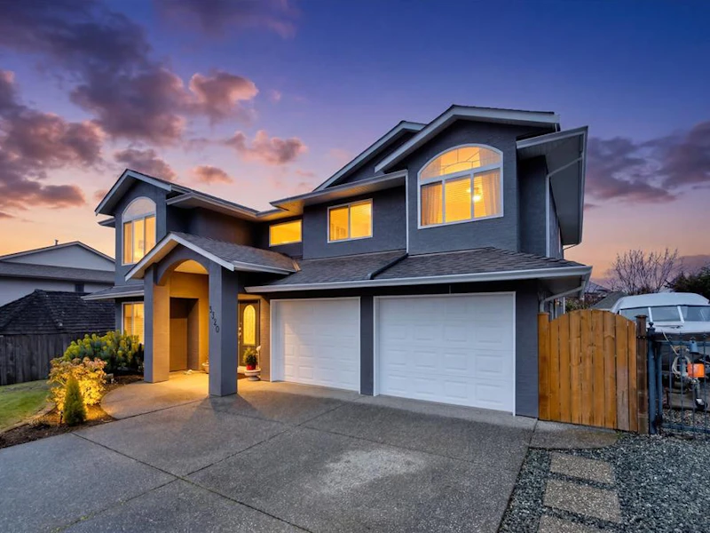 5320 Kenwill Drive, Nanaimo BC V9T 5Z8