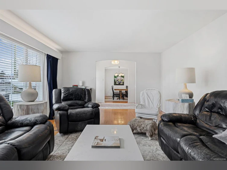 1814 Grieve Avenue, Courtenay, BC, V9W 2W7 - 16