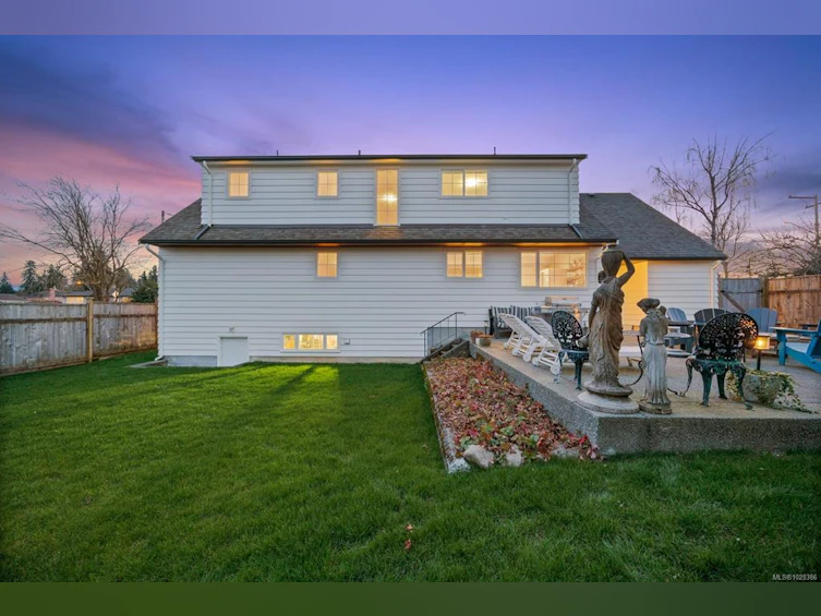1814 Grieve Avenue, Courtenay, BC, V9W 2W7 - 40