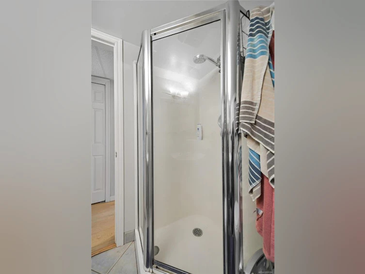 650 Wilson Street, Victoria, BC, V9A 3H2 - 23