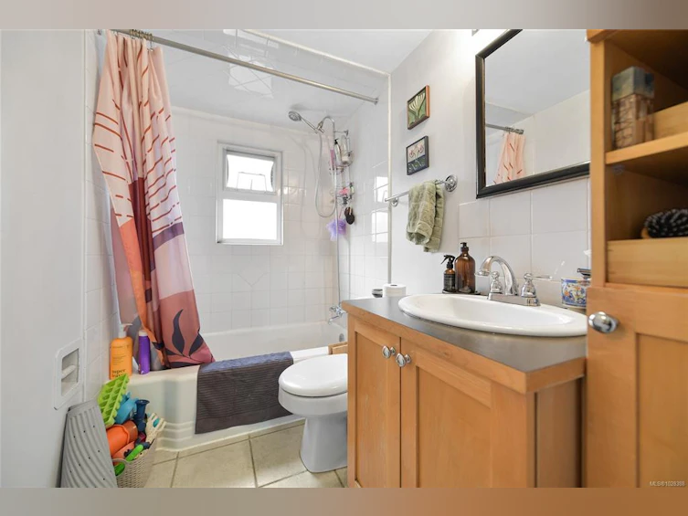 650 Wilson Street, Victoria, BC, V9A 3H2 - 12