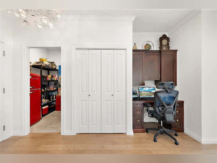 PH403-2409 Bevan Avenue, Sidney, BC, V8L 0C3 - 24