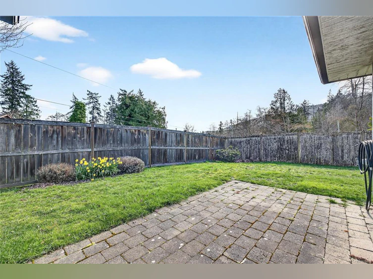 6-235 Park Drive, Salt Spring Island, BC, V8K 2R6 - 4