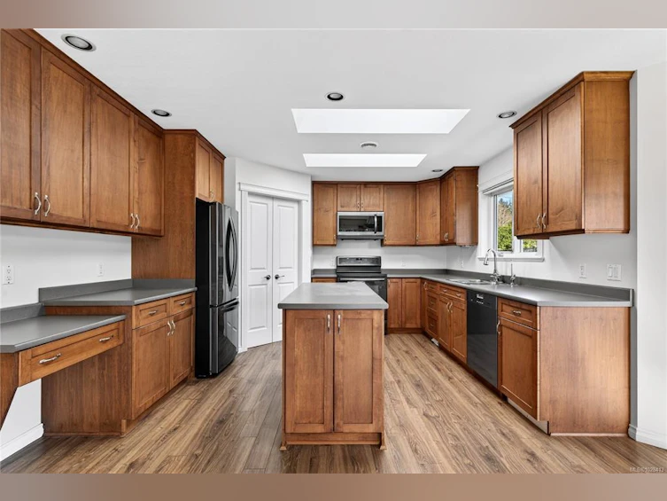 6-235 Park Drive, Salt Spring Island, BC, V8K 2R6 - 14