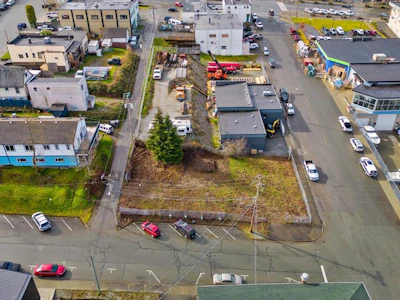 3185 1st Avenue - 4