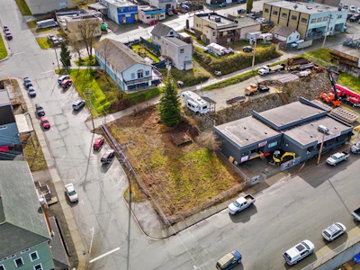 3185 1st Avenue - 5