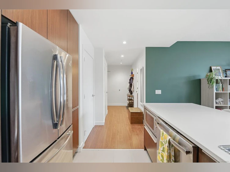 205-640 Michigan Street, Victoria, BC, V8V 0B7 - 11