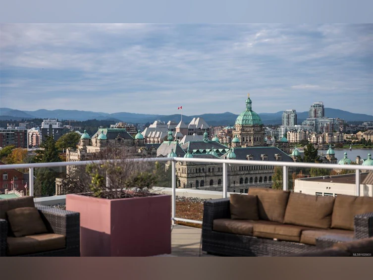 205-640 Michigan Street, Victoria, BC, V8V 0B7 - 32