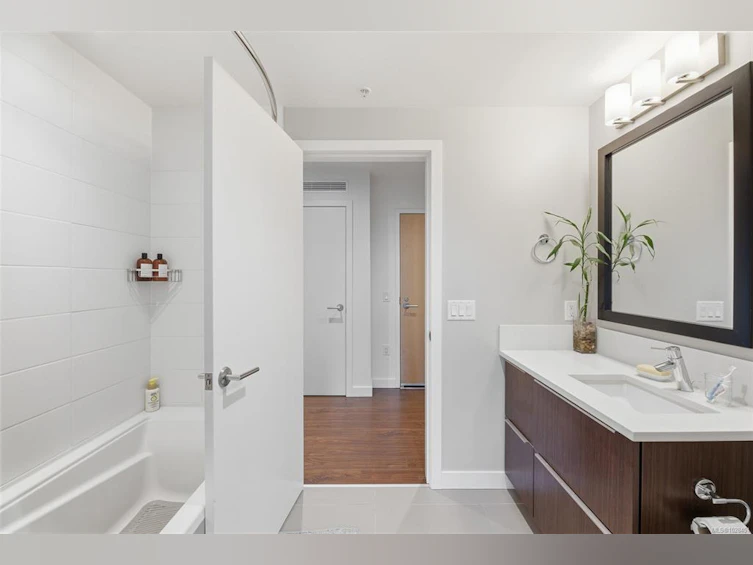 205-640 Michigan Street, Victoria, BC, V8V 0B7 - 22