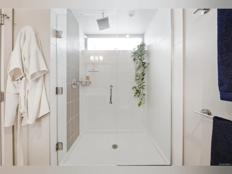 205-640 Michigan Street, Victoria, BC, V8V 0B7 - 26