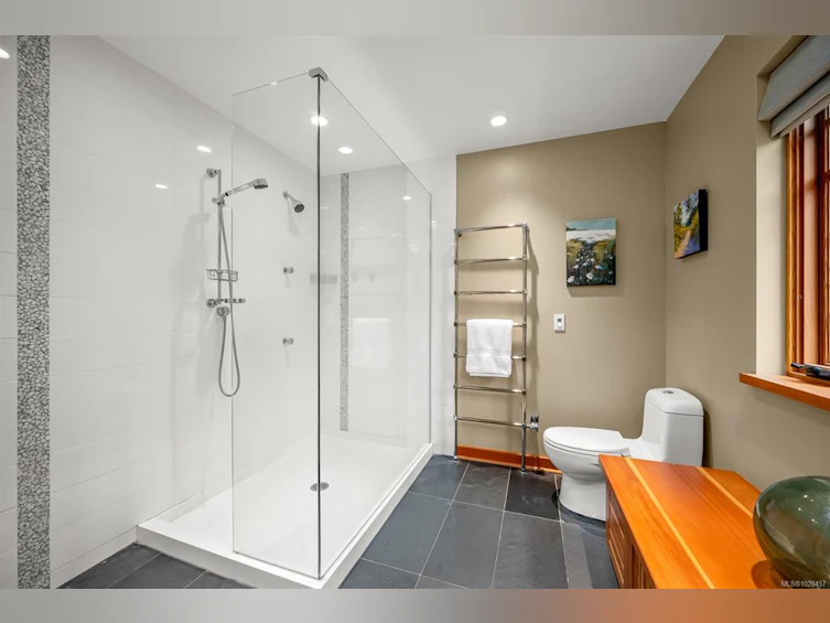 1257 Lynn Road, Tofino, BC, V0R 2Z0 - 21