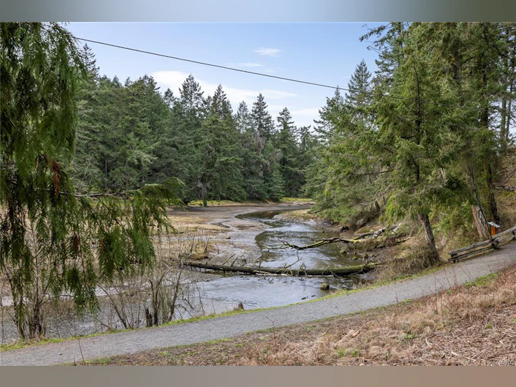 1665 Northwest Bay Road, Nanoose, BC, V9P 9C4 - 31