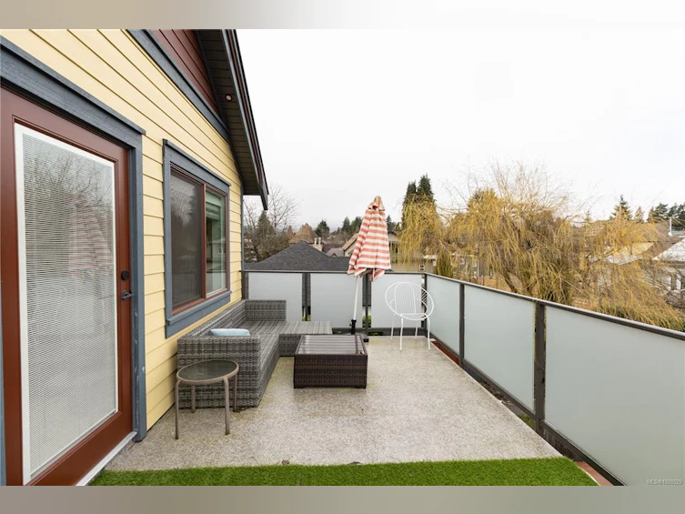 2746 Penrith Avenue, Cumberland, BC, V0R 1S0 - 15