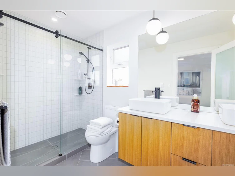 2746 Penrith Avenue, Cumberland, BC, V0R 1S0 - 14