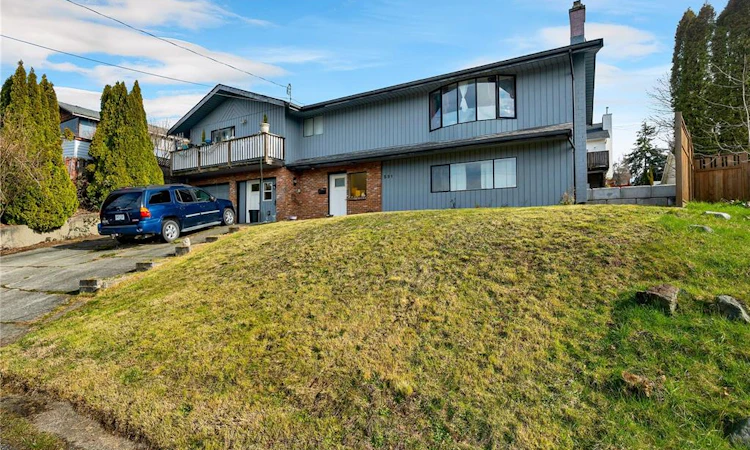 531 Savary Crescent