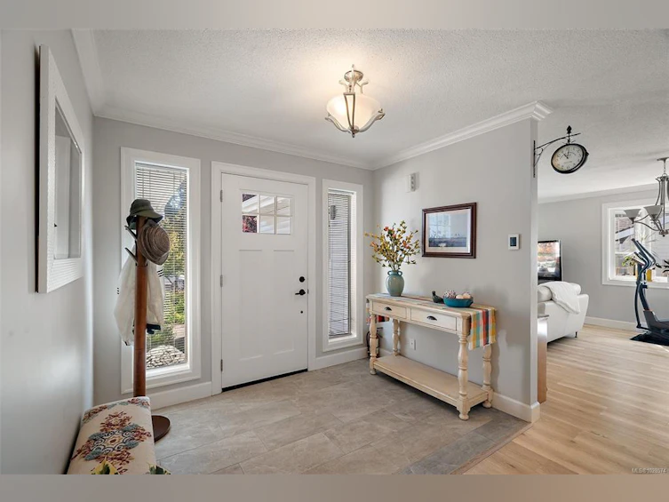 3998 Cedar Hill Road, Saanich, BC, V8N 3C1 - 4