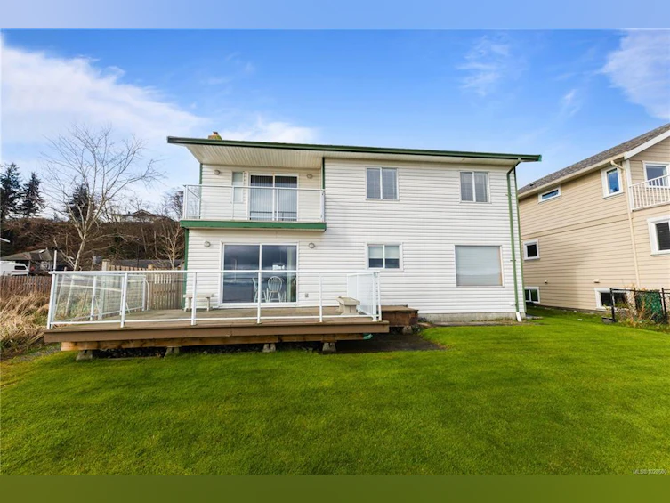 1081 S Island Highway, Campbell River, BC, V9W 1B4 - 31
