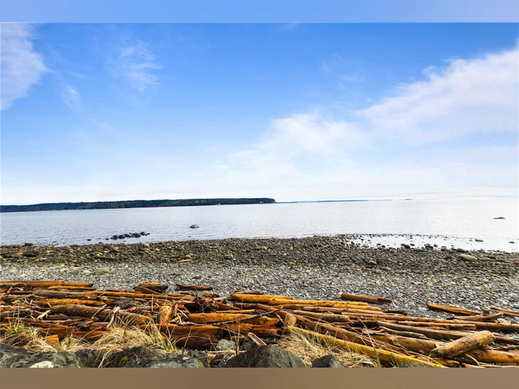 1081 S Island Highway, Campbell River, BC, V9W 1B4 - 34