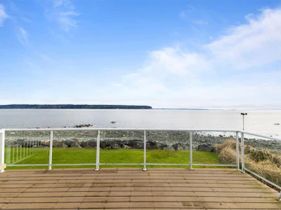 1081 S Island Highway - 4