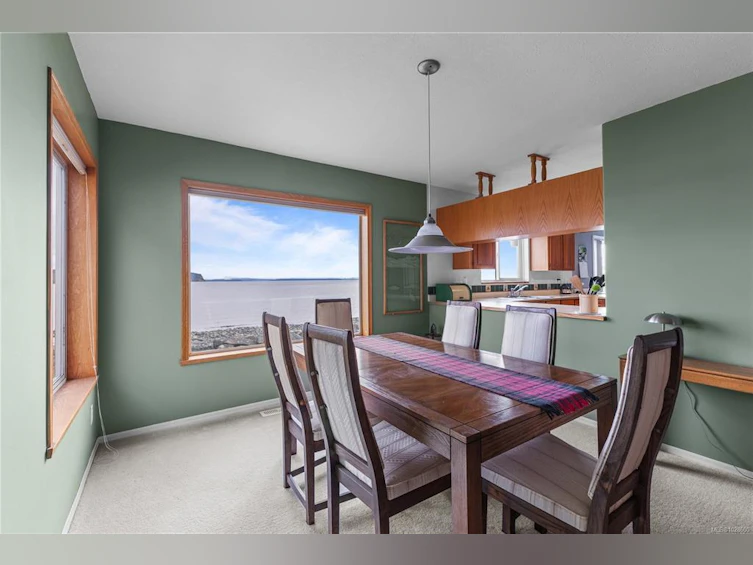 1081 S Island Highway, Campbell River, BC, V9W 1B4 - 14