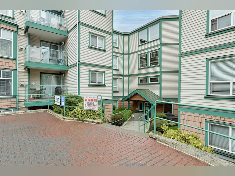 208-894 Vernon Avenue, Saanich, BC, V8X 2W6 - 3
