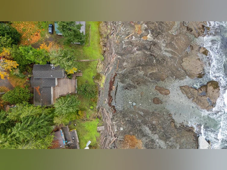3495 Harwood Road, Hornby Island, BC, V0R 1Z0 - 5