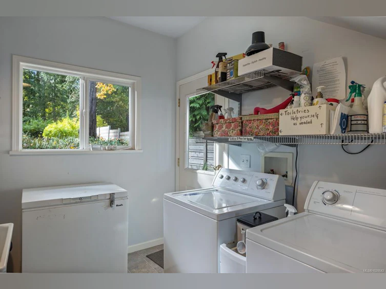 3495 Harwood Road, Hornby Island, BC, V0R 1Z0 - 35