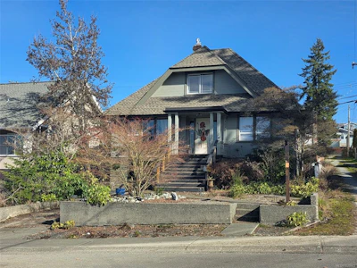 3039 5th Avenue - 2