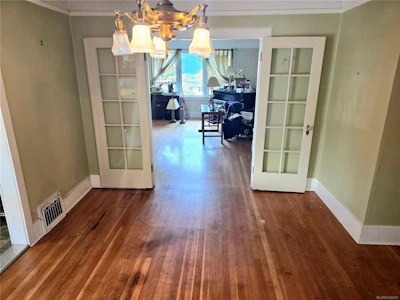 3039 5th Avenue - 4