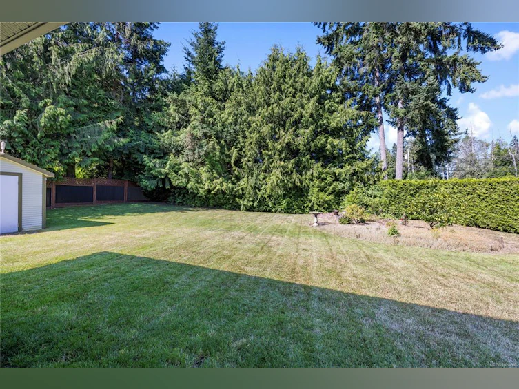 726 Drew Road, French Creek, BC, V9P 1X3 - 45