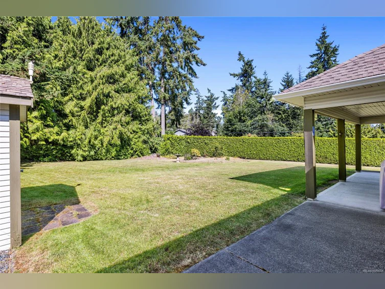 726 Drew Road, French Creek, BC, V9P 1X3 - 39