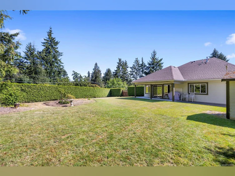 726 Drew Road, French Creek, BC, V9P 1X3 - 44