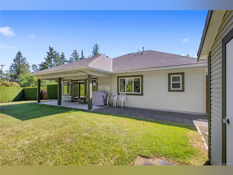 726 Drew Road, French Creek, BC, V9P 1X3 - 42