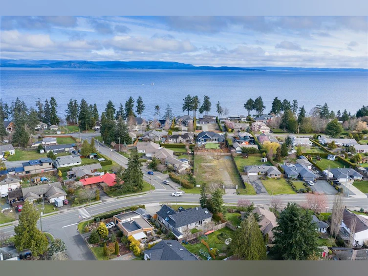 801 Temple Street, Parksville, BC, V9P 1B1 - 54