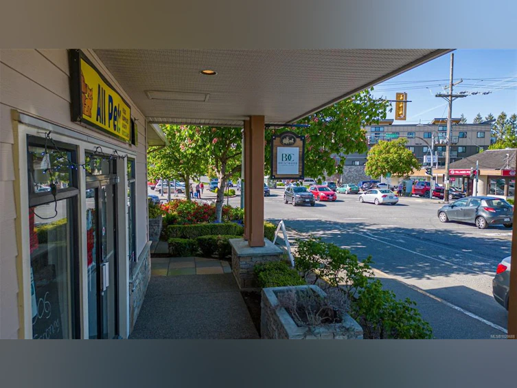 209-7088 West Saanich Road, Central Saanich, BC, V8M 1P9 - 40