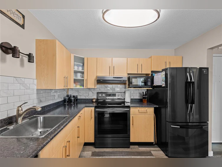 224-390 S Island Highway, Campbell River, BC, V9W 1A5 - 8