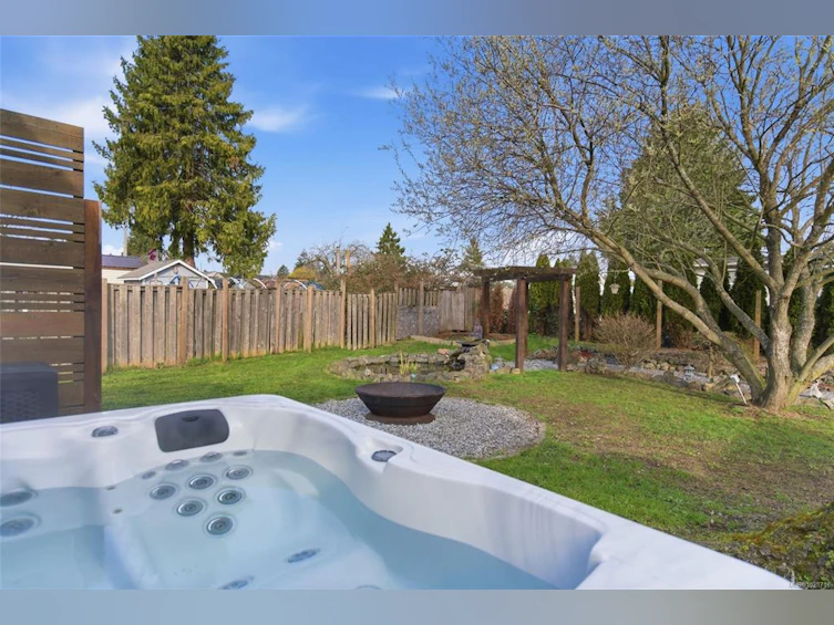 740 Oakley Street, Nanaimo, BC, V9S 1Z8 - 14