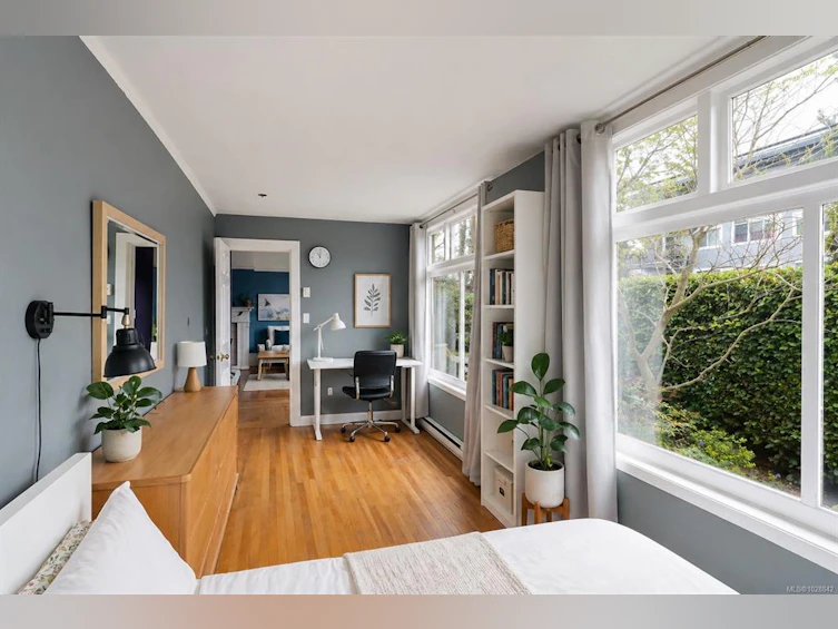 1270 Yates Street, Victoria, BC, V8V 3N3 - 31