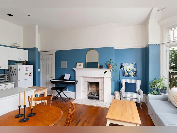 1270 Yates Street, Victoria, BC, V8V 3N3 - 27