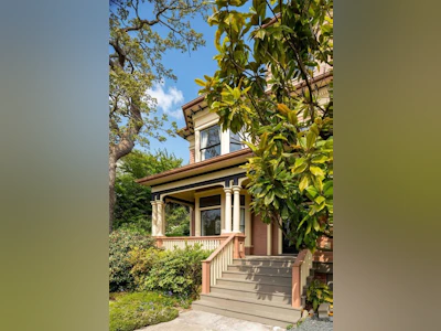 1270 Yates Street - 5