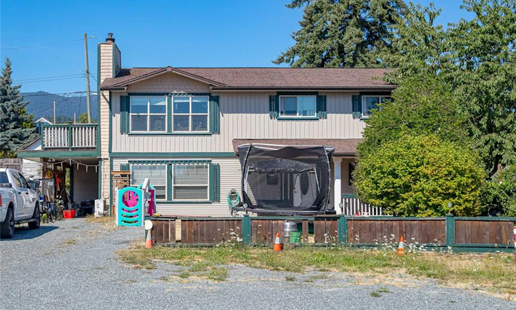 435 Watfield Avenue