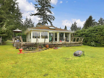 506 Arbutus Drive - 2