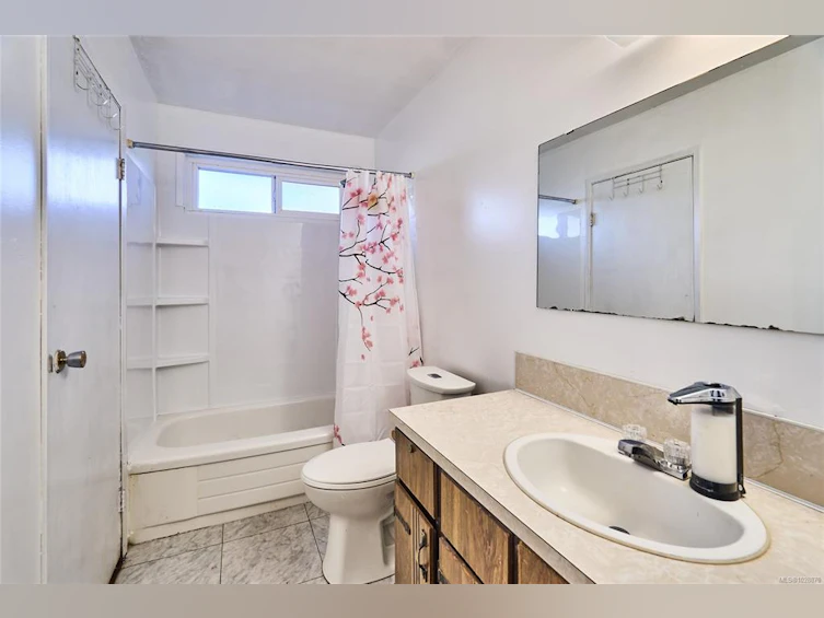 1445 Waddington Road, Nanaimo, BC, V9S 4W1 - 21