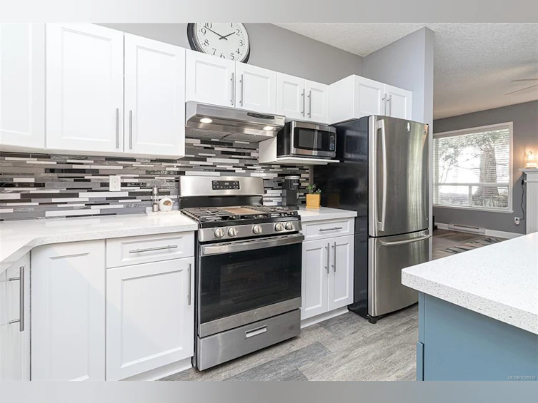 4-15 Helmcken Road, View Royal, BC, V8Z 7Z7 - 12